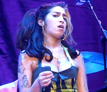 Amy Winehouse chantant à Belgrade